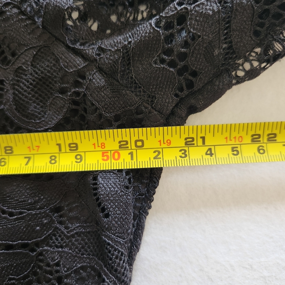 Torrid Black Lace Off-Shoulder Blouse Fully Lined Size 2 Or 2X - Picture 8 of 10